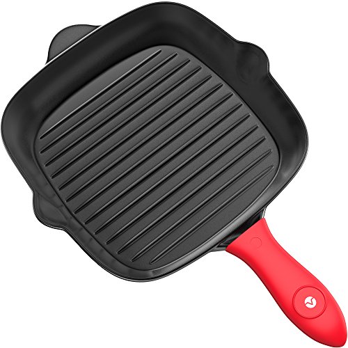 Vremi Pre-Seasoned Cast Iron Square Grill Pan - 11 Inch Nonstick Stove Top Grilling Pan for Oven and Vegetables - Silicone Handle Cover - Heavy Duty Cast Iron Grill Pans for Electric or Gas Stove Tops