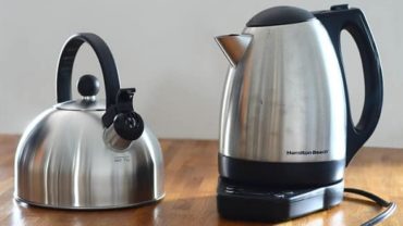 Electric Kettle Vs Whistling Kettle