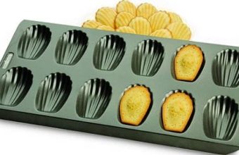 Chicago Metallic Professional Non-Stick Madeleine Pan