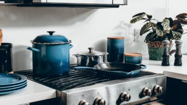 Pots and Pans with different Cookware Material and Coatings